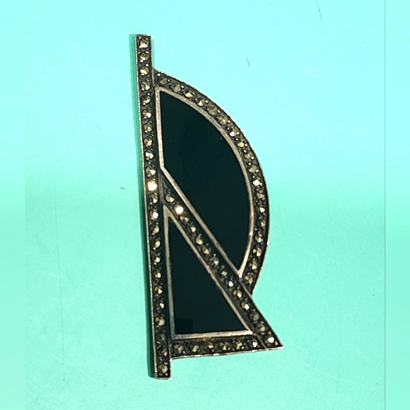 Jewelry - Vintage Black Onix Brooch Sterling Silver